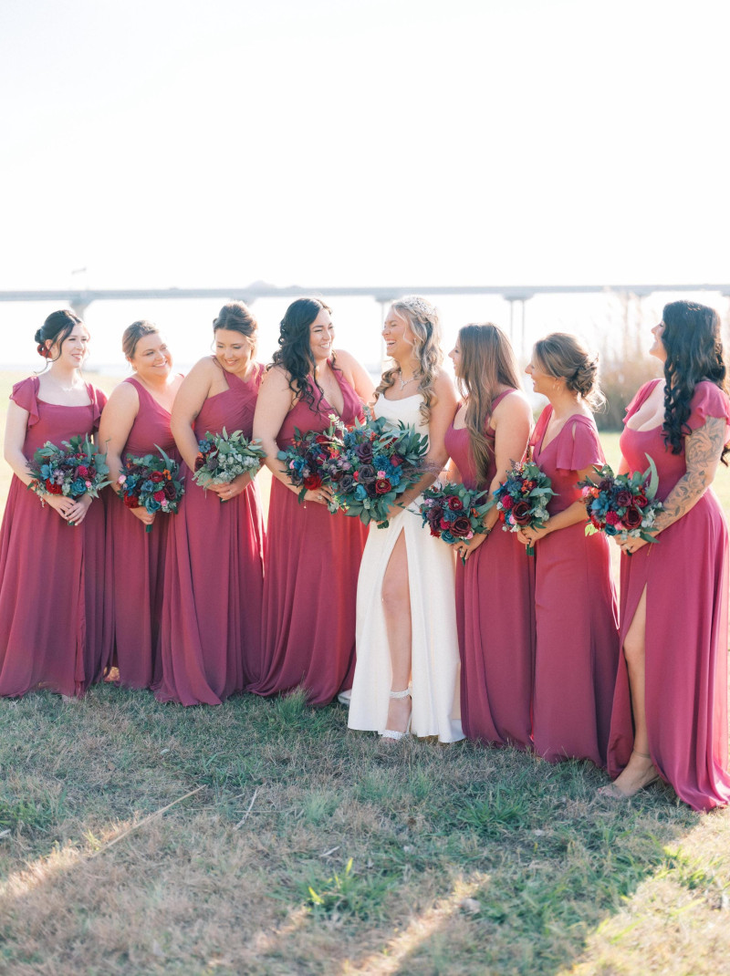 Coordinated jewel-tone bouquets for bridesmaids in rich vibrant colors2242-1070.4727921499