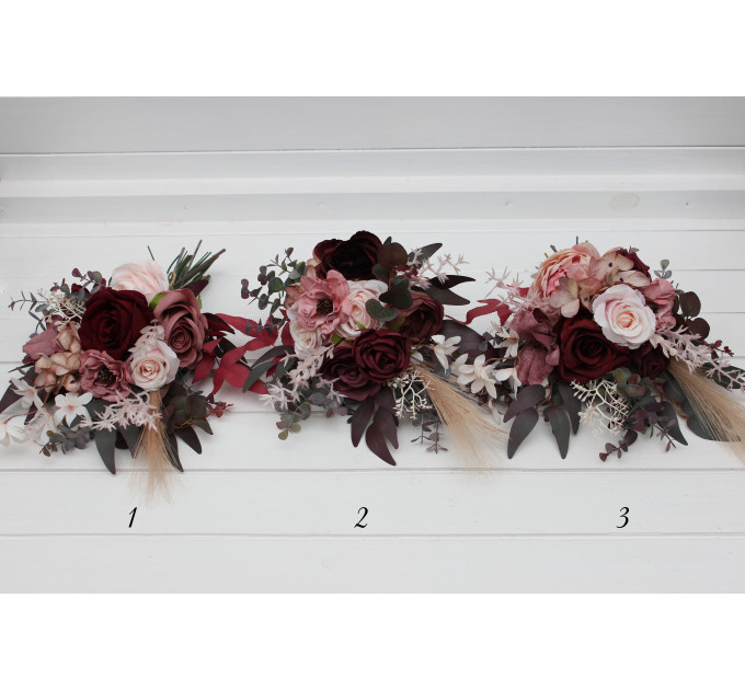 Mini bouquets for vases in burgundy, dusty rose and blush pink