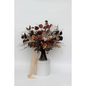 Warm brown and cream bridal and bridesmaid wedding bouquets. 5449