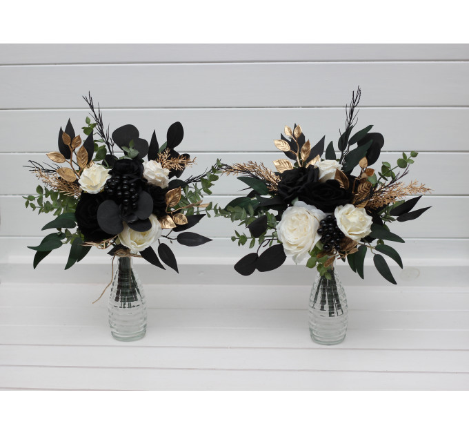 Ivory, Black & Gold Hunter Green Table Mini Bouquets