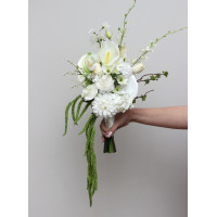 Modern White Ivory Green Asymmetrical Bridal Bouquet  with Amaranth. 5462