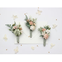 Sage Green & Blush Pink boutonnieres. Wedding Flowers. 5423