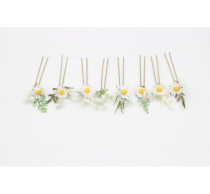 Set of 8 Daisy Floral Hair Pins for Bridal Hairstyles
