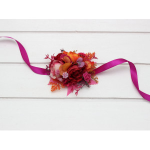 Orange, Magenta, Pink & Red Wrist Corsage. 5457
