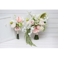 Blush Pink, Ivory & Soft Olive Green Wedding Bouquets. 5488