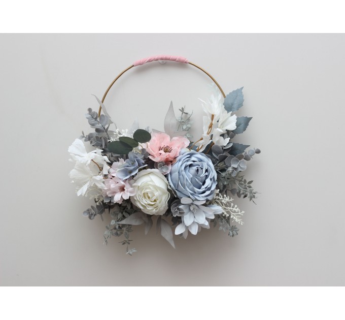 Flower hoop dusty blue blush pink white colors. Alternative bridesmaid bouquet. 0509