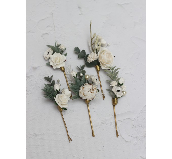  Set of 5  hair pins in  white color scheme. Hair accessories. Flower accessories for wedding.  5013
