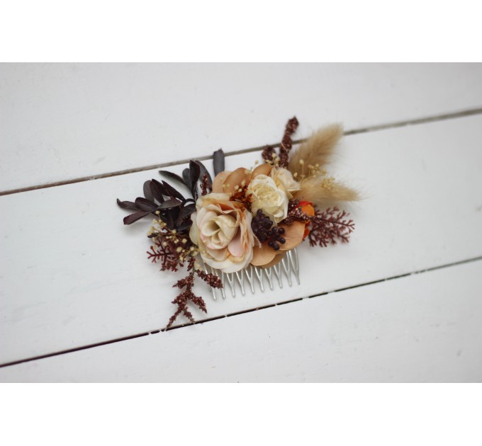 Flower comb in  orange rust peach color scheme. Wedding accessories for hair. Bridal flower comb. Bridesmaid floral comb. 5017