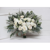 Wedding bouquets in white and ivory colors. Bridal bouquet. Faux bouquet. Bridesmaid bouquet. 5021-1