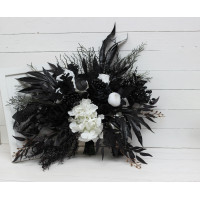 Halloween bouquets. Wedding bouquets in black and white colors. Bridal bouquet.  Faux bouquet. Bridesmaid bouquet.Gothic black wedding bouquet. 5086