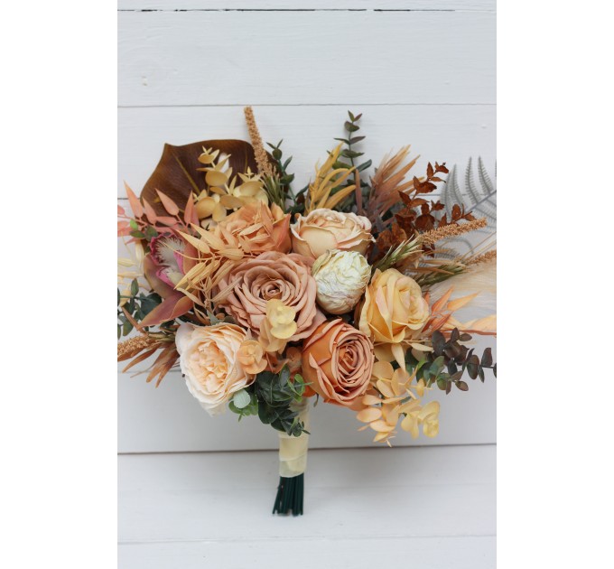 Wedding bouquets in  orange yellow terracotta colors. Bridal bouquet. Faux bouquet. Bridesmaid bouquet. 5083