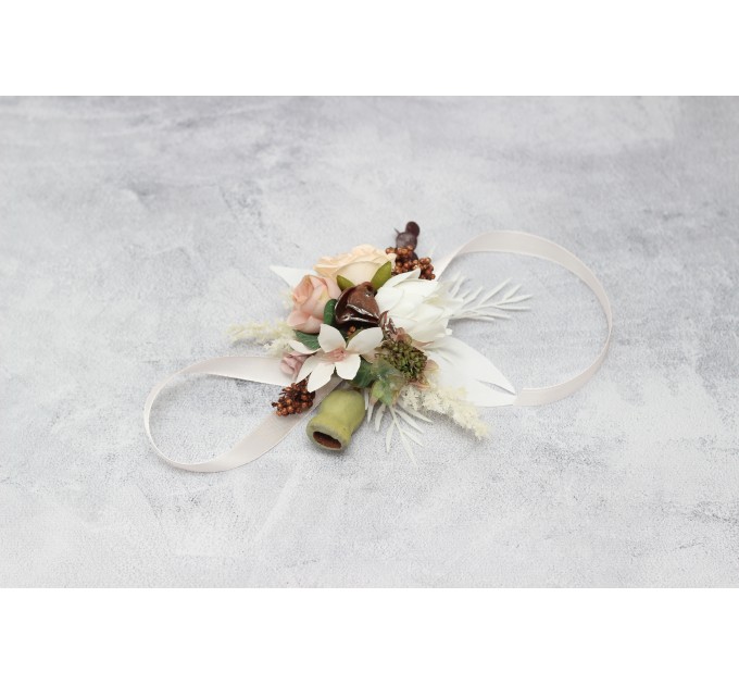  Wedding boutonnieres and wrist corsage  in beige white blush pink color scheme. Flower accessories. 5113