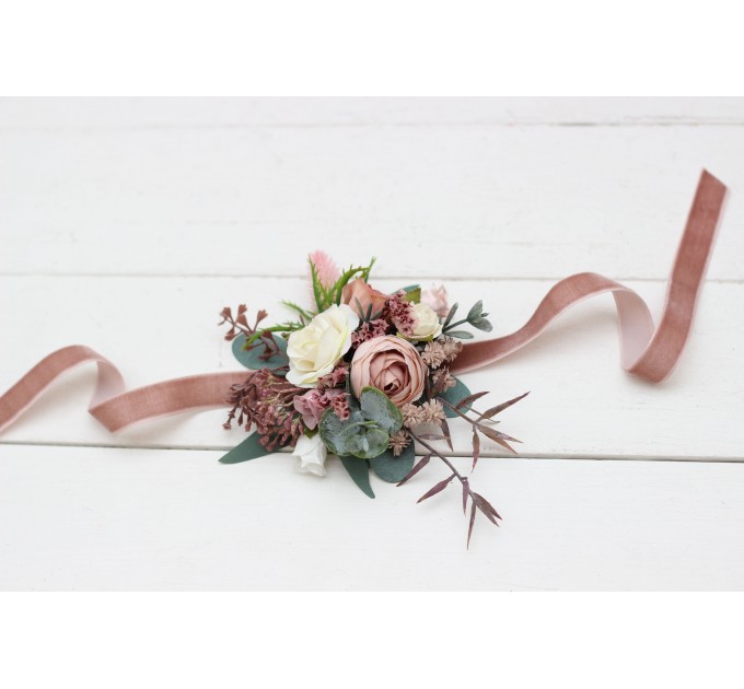  Wedding boutonnieres and wrist corsage  in dusty rose cream blush pink color scheme. Flower accessories. 5122