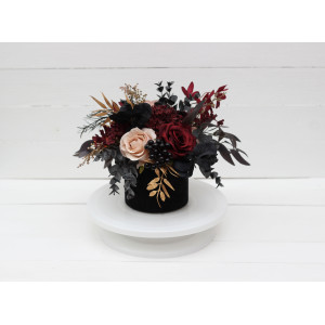 Burgundy black gold beige centerpiece. Table decor. Flowers in box. 0018