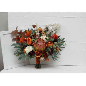 Australian native flowers. Rust burgundy flowers. Protea bridal bouquet. Faux bouquet. Fall wedding. Silk flowers. Boho wedding. Bridesmaid bouquet. 5161