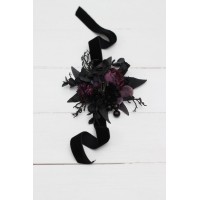  Wedding boutonnieres and wrist corsage  in black and purple color scheme. Flower accessories. 5070