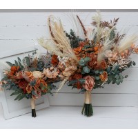 Wedding bouquets in cinnamon rust orange colors. Bridal bouquet. Pampas grass bouquet. Faux bouquet. Bridesmaid bouquet. 5146