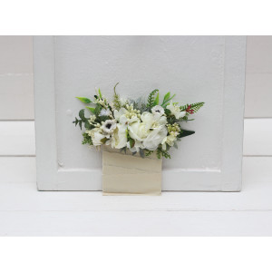 Pocket boutonniere in ivory and white color scheme. Flower accessories. Pocket flowers. Square flowers. 5241