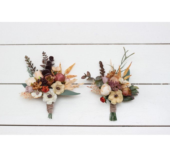 Buttonhole Wedding boutonnieres and wrist corsage  in rust brown ivory color theme. Flower accessories. 0019