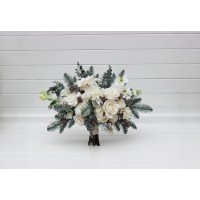 Winter wedding bouquets with pine branches  in white colors. Bridal bouquet. Faux bouquet. Bridesmaid bouquet. 5265