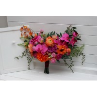 Wedding bouquets in bright orange and magenta colors. Bridal bouquet. Cascading bouquet. Faux bouquet. Bridesmaid bouquet. 5269