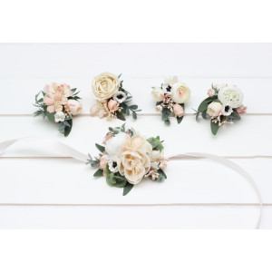  Wedding boutonnieres and wrist corsage  in  blush pink white color scheme. Flower accessories. 5199