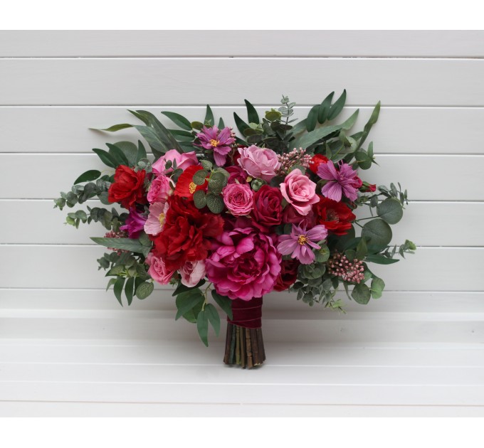 Bouquets in jewel-tone color theme. Magenta pink red bridal bouquet. Bridal bouquet. Faux bouquet. Bridesmaid bouquet. 5280