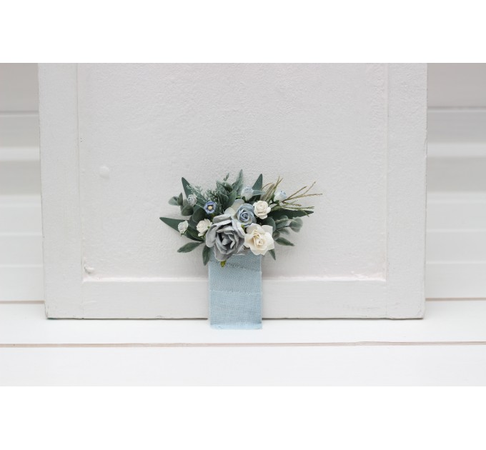 Pocket boutonniere in white and dusty blue color scheme. Flower accessories. Pocket flowers. Square flowers. 5282