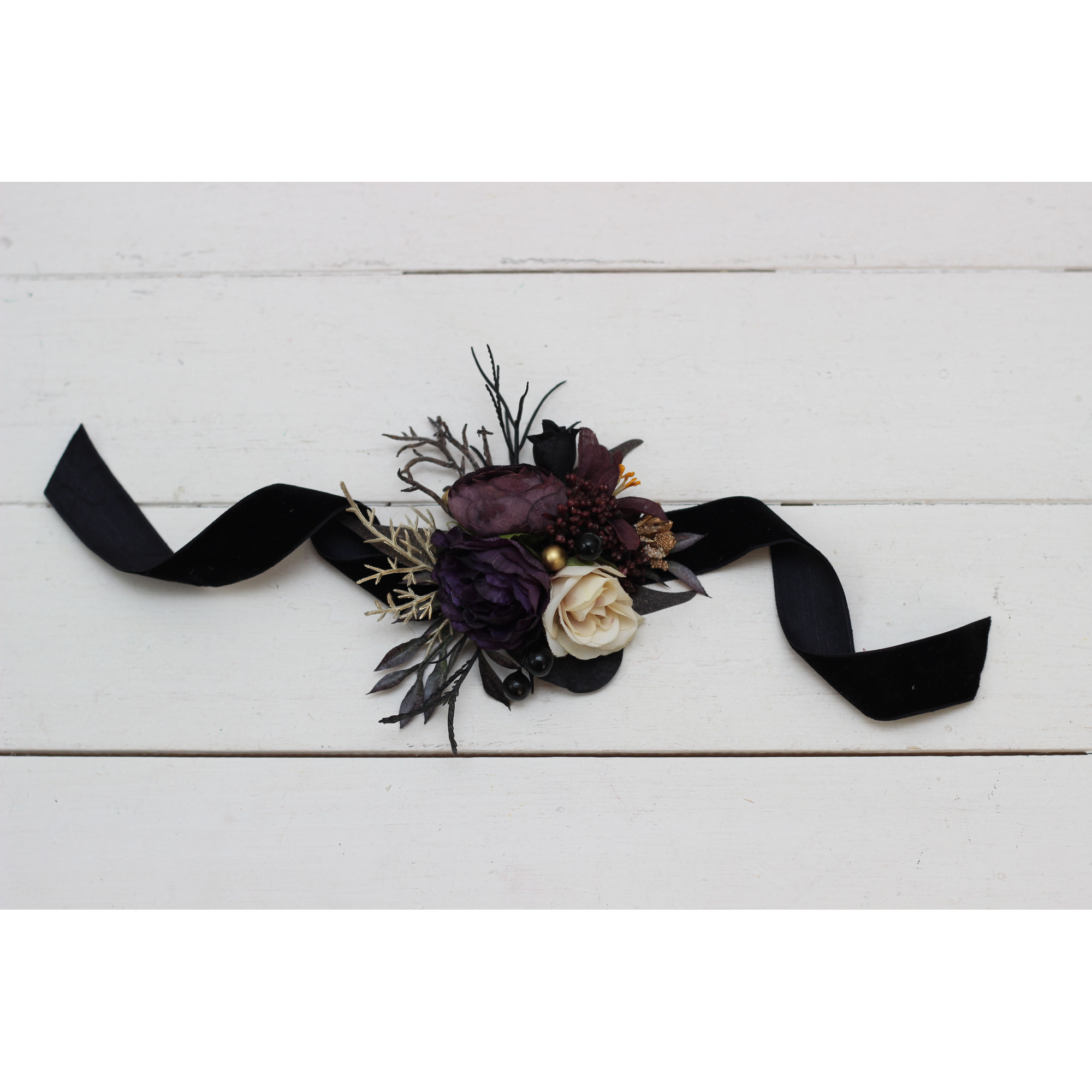 Wedding Boutonnieres & Wrist Corsage in Purple, Black, Gold & Beige | Faux Flower Accessories Wedding Boutonnieres & Wrist Corsage in Purple, Black, Gold & Beige | Faux Flower Accessories