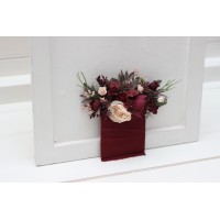 Pocket boutonniere in burgundy blush pink color scheme. Flower accessories. Pocket flowers. Square flowers. 5080