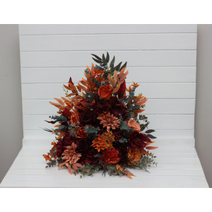 Standing flowers in rust burgundy cinnamon orange color scheme. Aisle flowers. Wedding decorations. Floor flowers. 0033