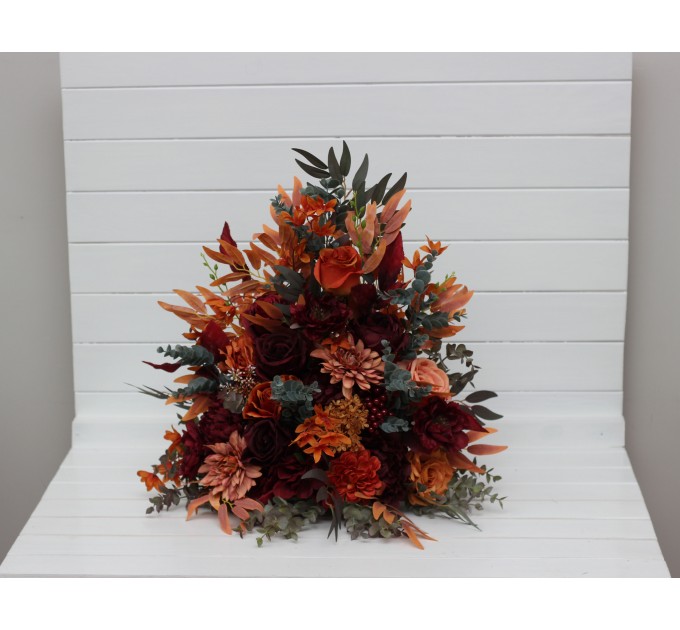 Standing flowers in rust burgundy cinnamon orange color scheme. Aisle flowers. Wedding decorations. Floor flowers. 0033