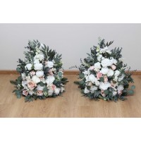 Standing flowers in white blush pink color scheme. Aisle flowers. Wedding decorations. Floor flowers. 0028