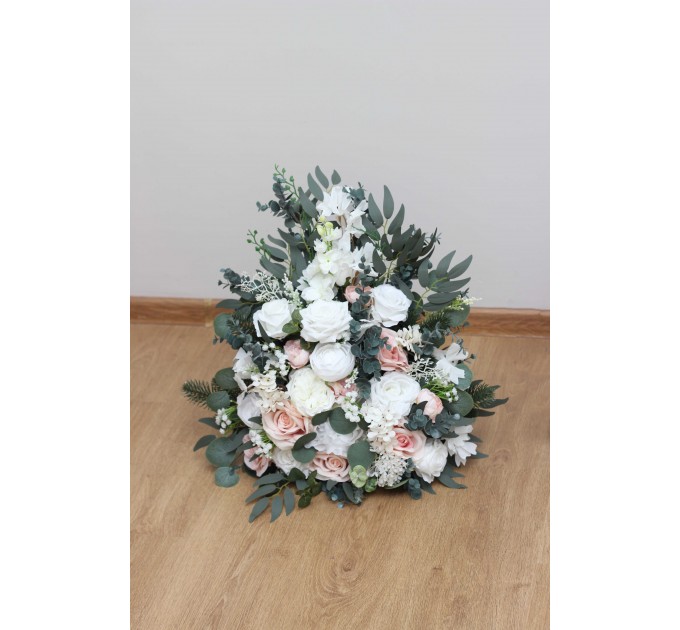 Standing flowers in white blush pink color scheme. Aisle flowers. Wedding decorations. Floor flowers. 0028