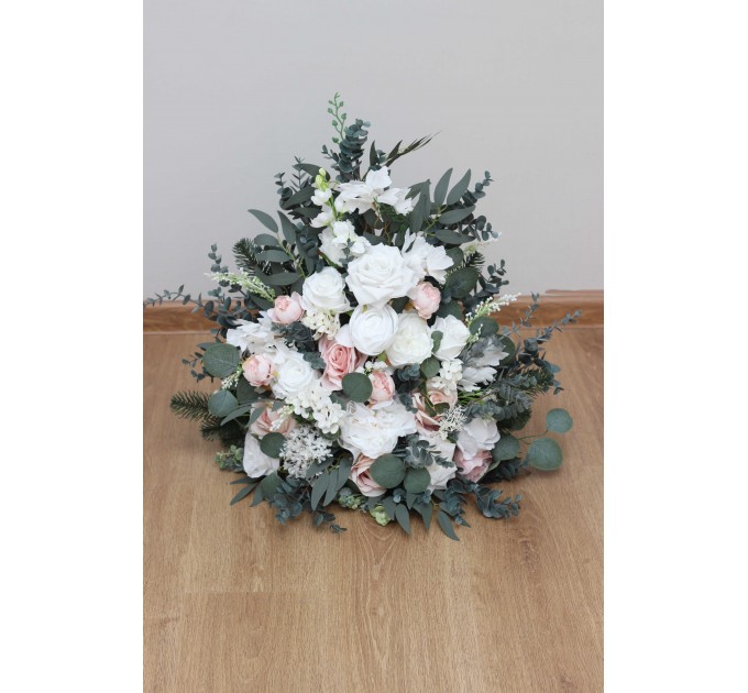 Standing flowers in white blush pink color scheme. Aisle flowers. Wedding decorations. Floor flowers. 0028