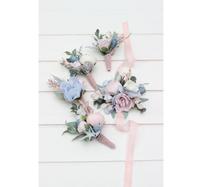  Wedding boutonnieres  in dusty blue blush pink white color scheme. Flower accessories. 0509-1