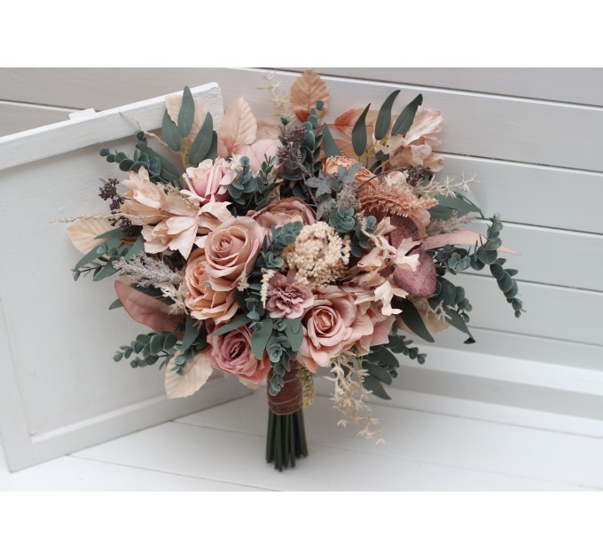 Wedding bouquets in dusty rose blush pink colors. Bridal bouquet. Faux bouquet. Bridesmaid bouquet. 5123