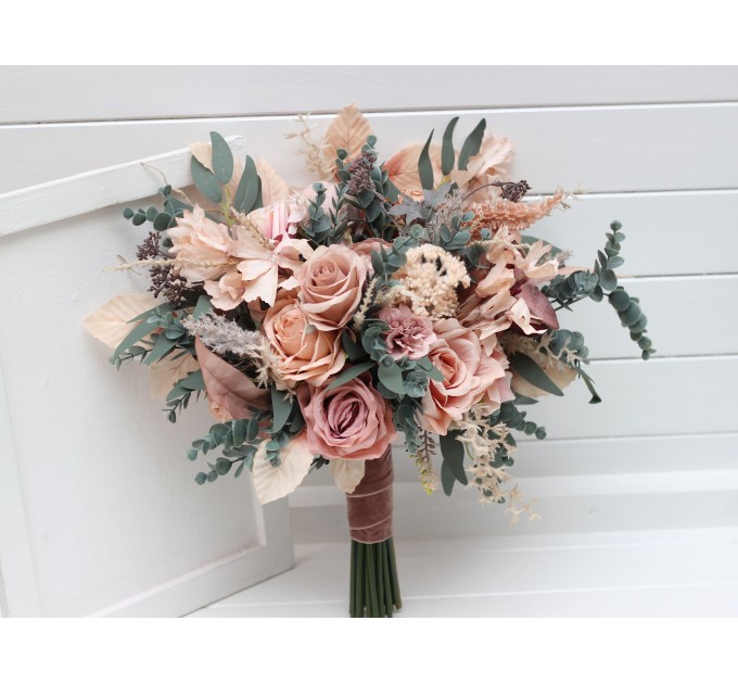 Wedding bouquets in dusty rose blush pink colors. Bridal bouquet. Faux bouquet. Bridesmaid bouquet. 5123