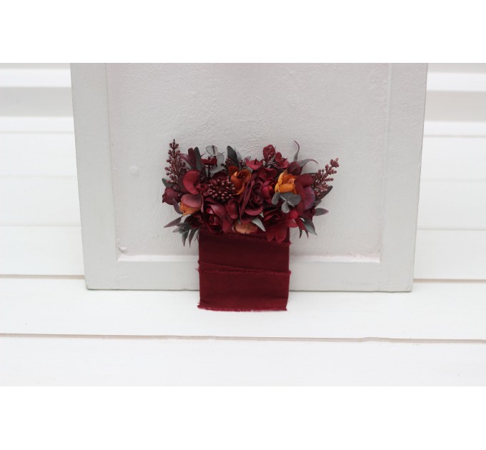 Pocket boutonniere in rust burgundy cinnamon color scheme. Flower accessories. Pocket flowers. Square flowers. 0044