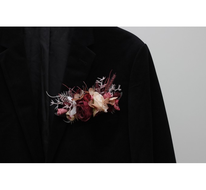 Pocket boutonniere in burgundy dusty rose blush pink color scheme. Flower accessories. Pocket flowers. Square flowers. 5256