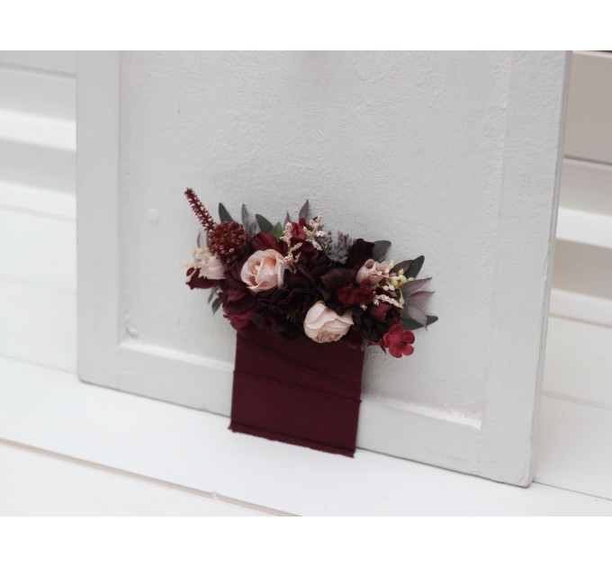 Pocket boutonniere in purple burgundy beige color scheme. Flower accessories. Pocket flowers. Square flowers. 5016