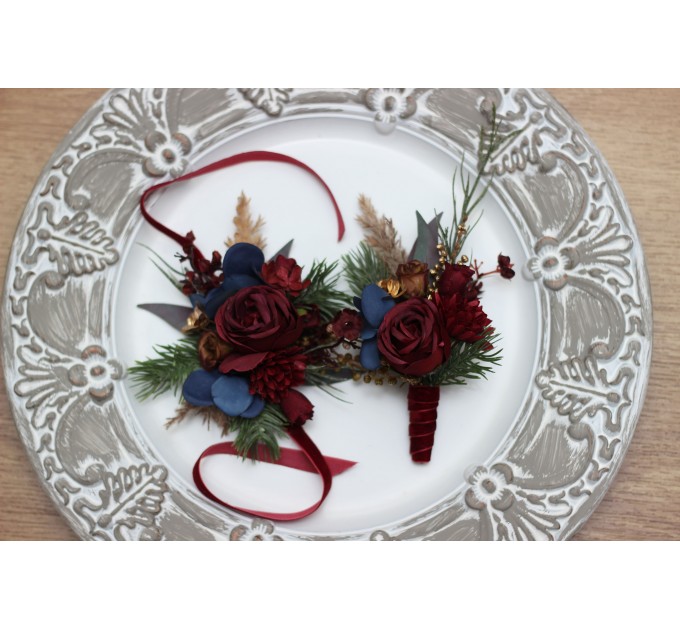  Wedding boutonnieres and wrist corsage  in burgundy navy blue gold color theme. Flower accessories. 0031
