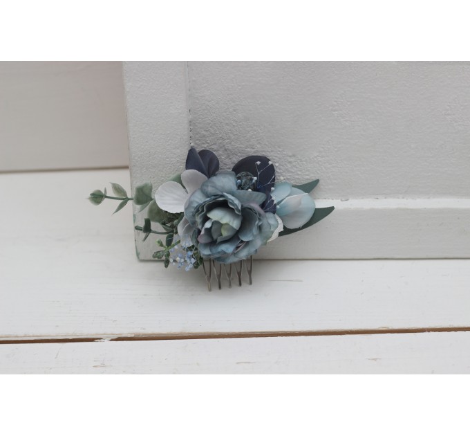 Flower comb in dusty blue navy blue white  color scheme. Wedding accessories for hair. Bridal flower comb. Bridesmaid floral comb. VERA EU UK