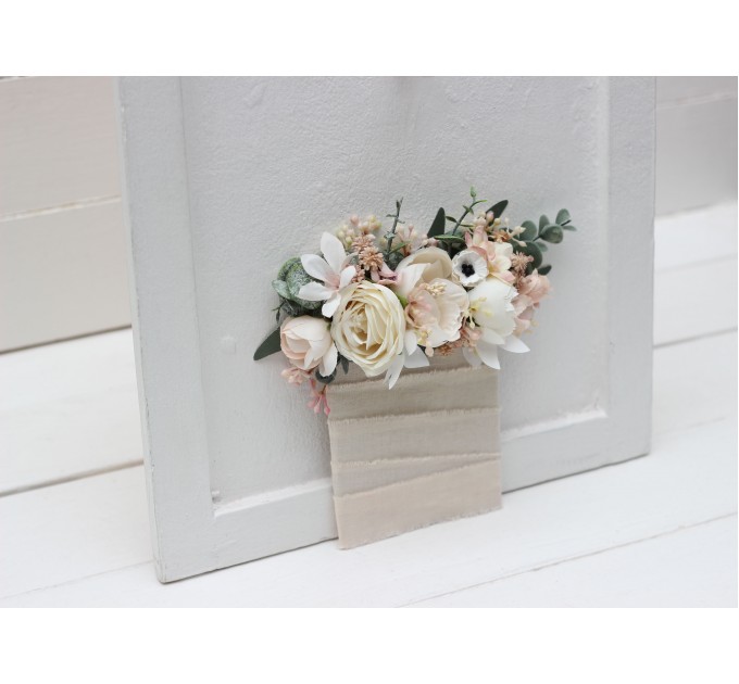 Pocket boutonniere in white cream blush pink color scheme. Flower accessories. 0058 EU UK