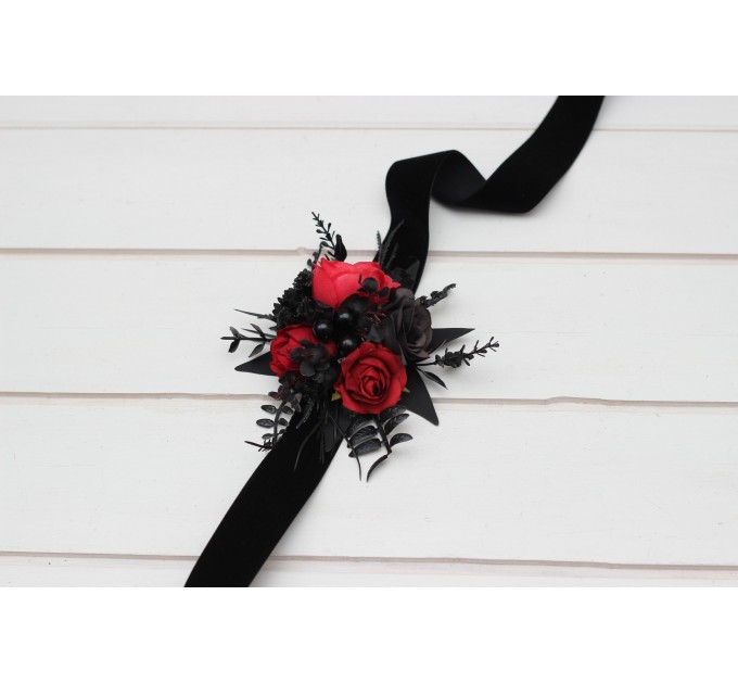  Wedding boutonnieres and wrist corsage  in black and red color scheme. Flower accessories. Halloween wedding. 5041