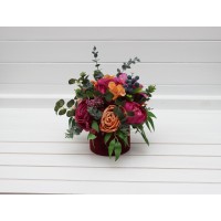 Emerald green orange pink magenta centerpiece. Jewel-tone wwdding. Table decor. Wedding flowers in box. 5127