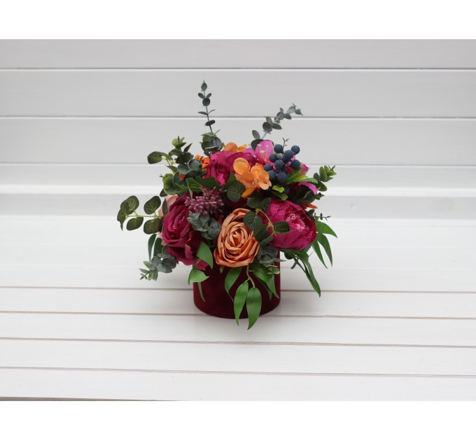 Emerald green orange pink magenta centerpiece. Jewel-tone wwdding. Table decor. Wedding flowers in box. 5127