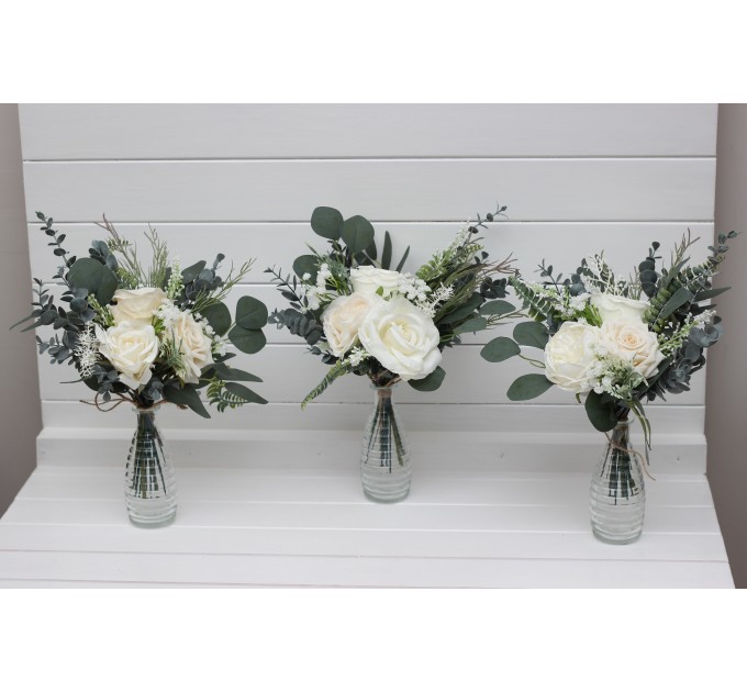 Simple Wedding Table Flowers – White Ivory Cream Mini Bouquets for Elegant Decor