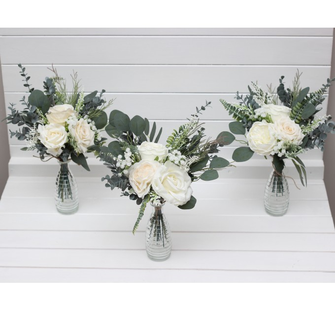 Simple Wedding Table Flowers – White Ivory Cream Mini Bouquets for Elegant Decor