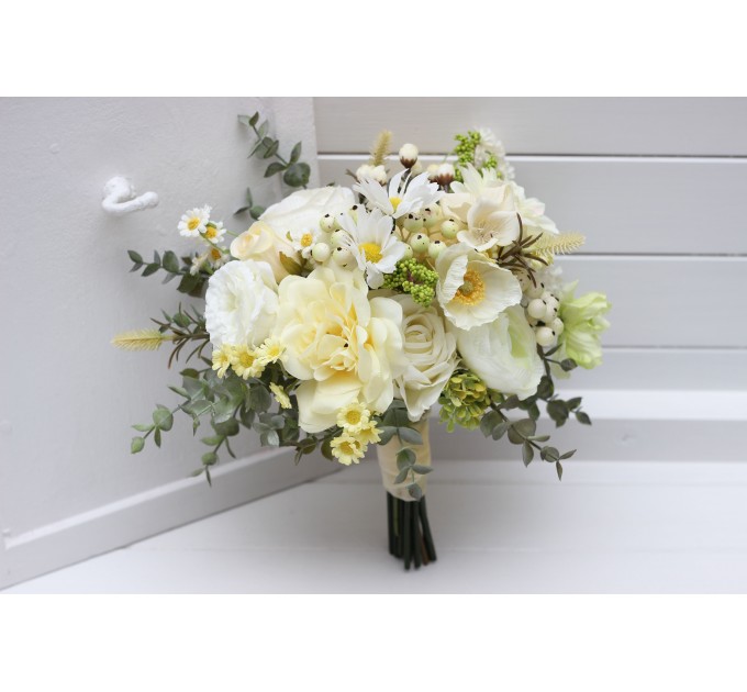 White and Yellow and Green  Bouquets for Spring-Summer Weddings